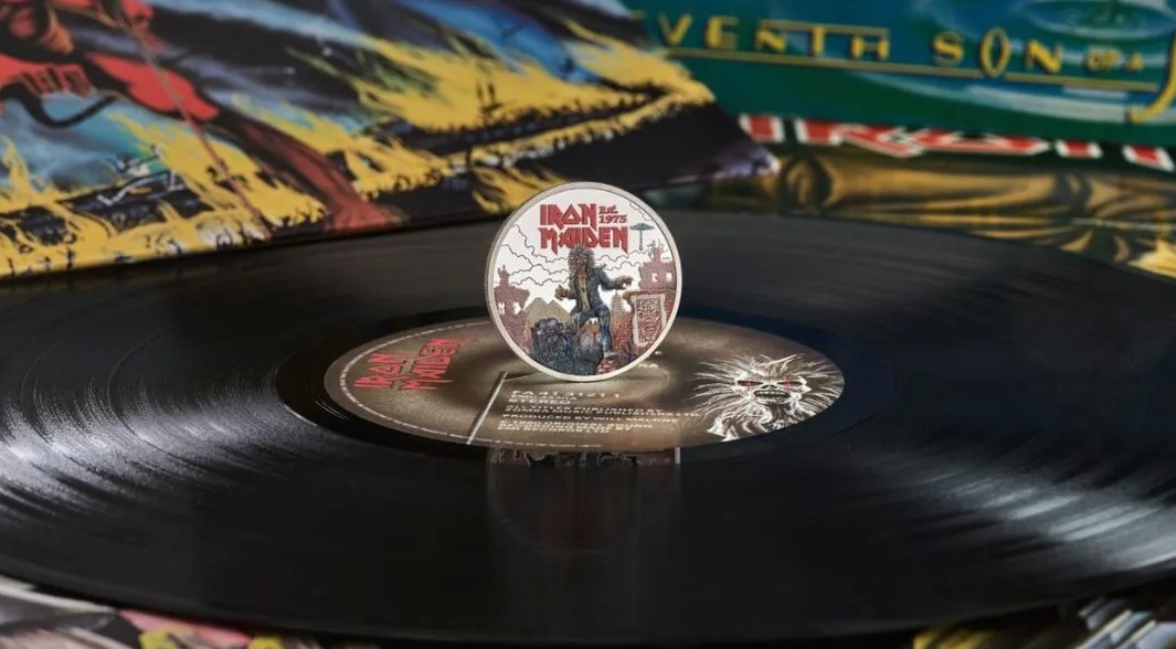 Iron Maiden: Το Βασιλικό Νομισματοκοπείο τιμά την 50η επέτειο του συγκροτήματος με νέο νόμισμα