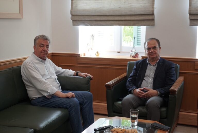 Κρήτη: Συνάντηση προετοιμασίας ενόψει της σύσκεψης στο Υπουργείο Μετανάστευσης και Ασύλου, την Παρασκευή
