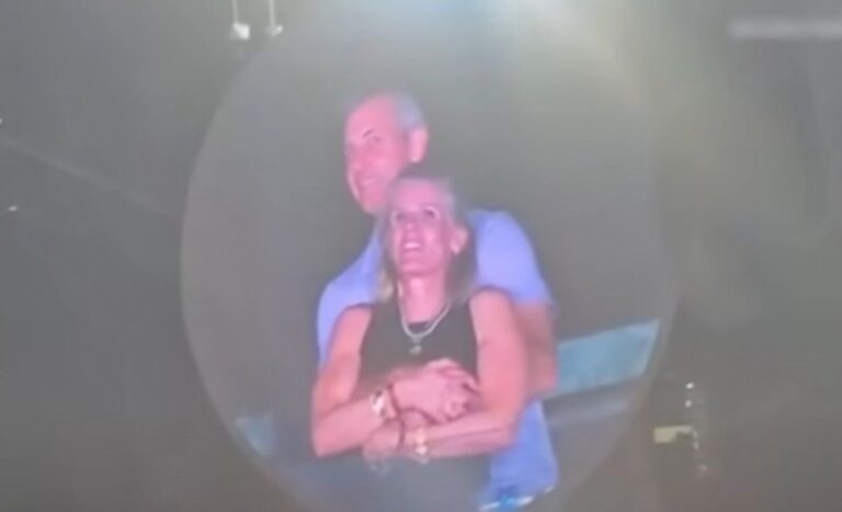 Σάλος με την «kiss cam» στη συναυλία των Coldplay: CEO και HR σε ρόλο πρωταγωνιστών εξωσυζυγικής σχέσης