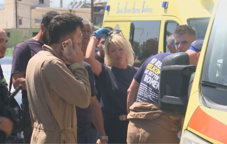 Αναγκαστική προσθαλάσσωση πυροσβεστικού ελικοπτέρου στην Ελευσίνα – Καλά στην υγεία τους τα 3 μέλη του πληρώματος