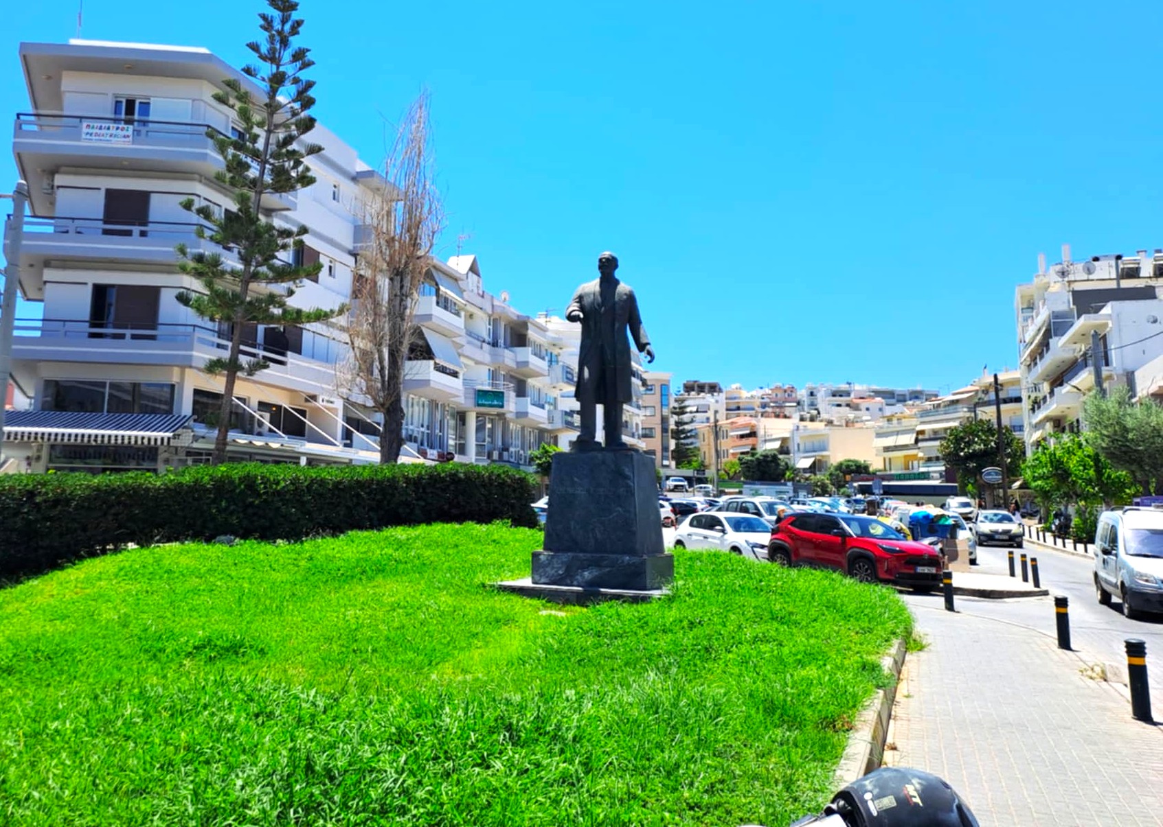 Κυκλοφοριακές ρυθμίσεις σε τμήμα της οδού Δημοκρατίας στο Ρέθυμνο