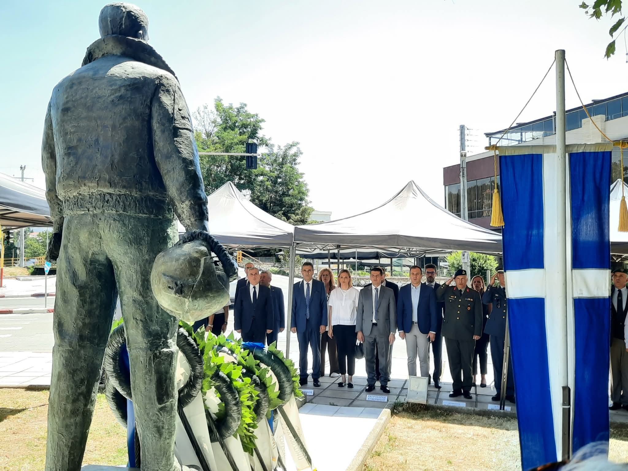 Σέρρες: Τίμησαν τη μνήμη των πεσόντων κατά το πραξικόπημα και την τουρκική εισβολή στην Κύπρο