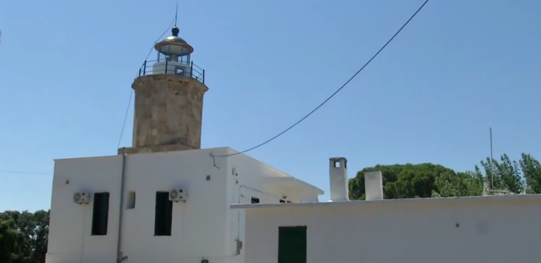 Φάρος Κατάκολου: Ένα ιστορικό μνημείο που δεσπόζει αγέρωχο είναι ανοιχτό για το κοινό στο πλαίσιο της ναυτικής εβδομάδας