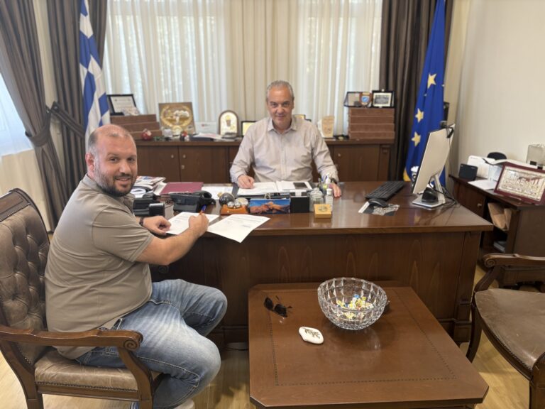 Μέτρα προστασίας για τις καταπτώσεις στην δημοτική οδό Ελασσόνας