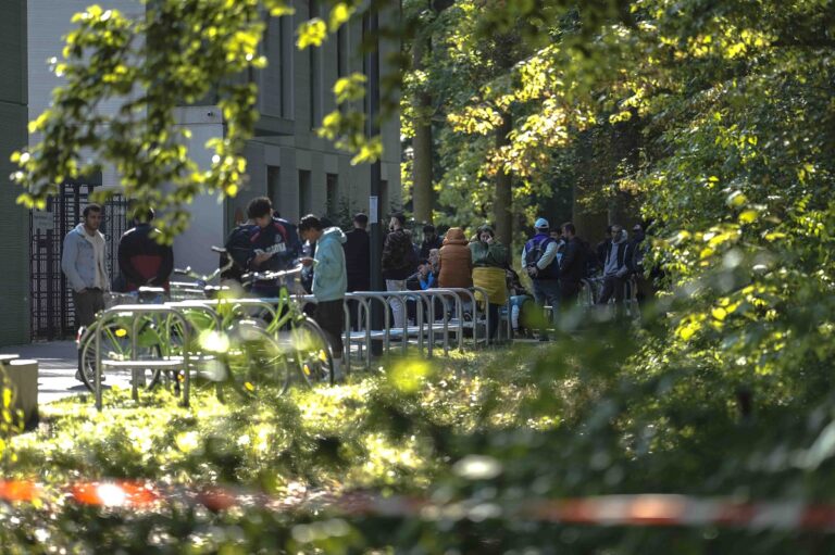 Η Γερμανία βλέπει μείωση 50% στις αιτήσεις ασύλου το πρώτο εξάμηνο του 2025
