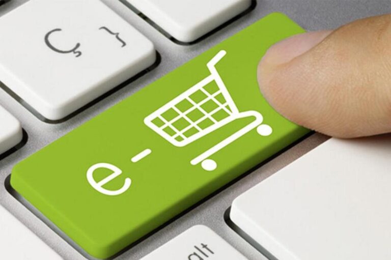 Πλατφόρμες Ultra-Fast Fashion – Λήψη μέτρων για την Ελλάδα, ανάλογα με αυτά της Γαλλίας, ζητά ο Εμπορικός Σύλλογος Πειραιά