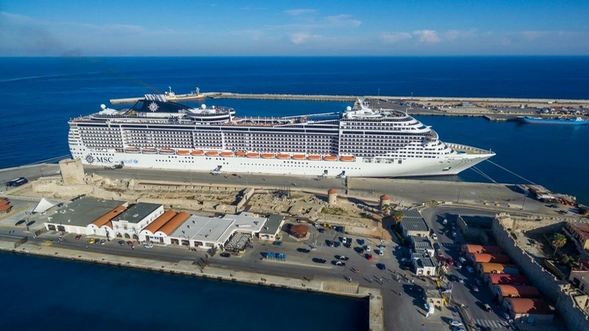 Στη Ρόδο εκπρόσωποι της «COSCO» – Ενδιαφέρονται για συνεργασία στον τομέα της κρουαζιέρας