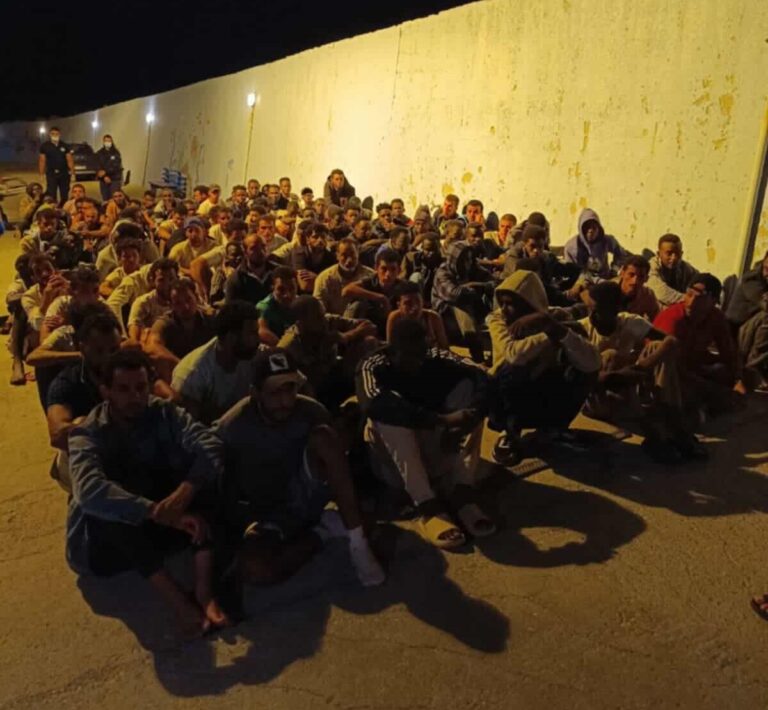 Άφιξη 126 μεταναστών στους Καλούς Λιμένες και την Γαύδο