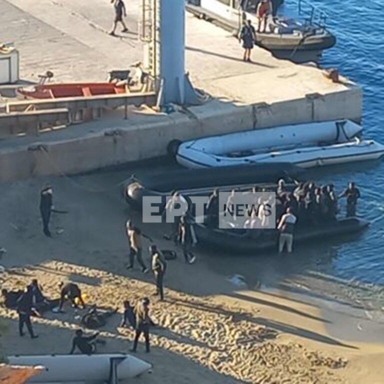 Βάρκα με 45 μετανάστες στο λιμάνι Καραβέ της Γαύδου (video)