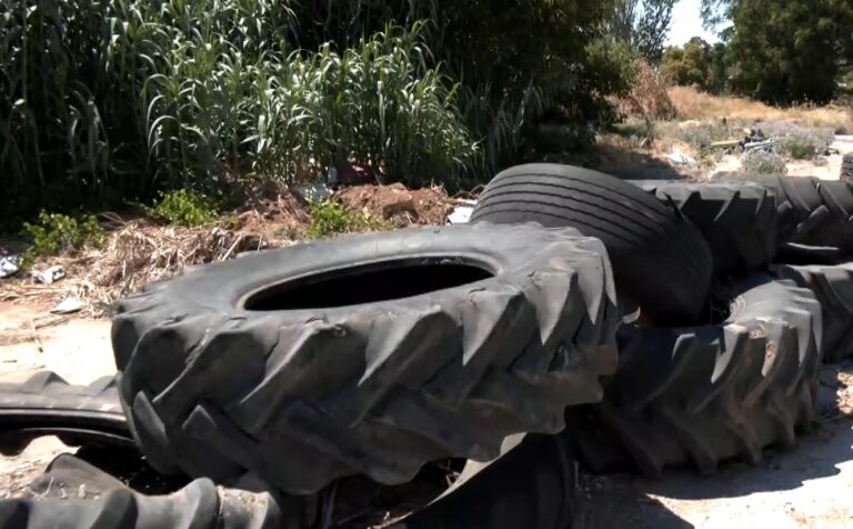 «Μπαζόδρομος» η παράπλευρη οδός στην ΕΟ Θεσσαλονίκης-Μουδανίων