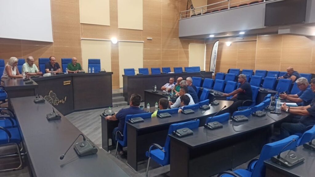 Χαμηλά τα αποθέματα της λίμνης Σμοκόβου