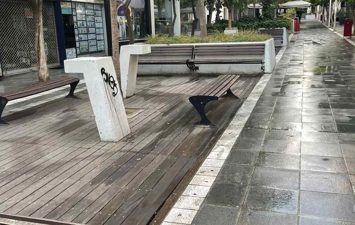 Εκτεταμένος καθαρισμός στον κεντρικό πεζόδρομο της Καλαμαριάς