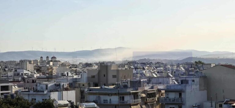 Αλεξανδρούπολη: Καλύτερη η εικόνα από την πυρκαγιά στην εταιρεία ανακύκλωσης