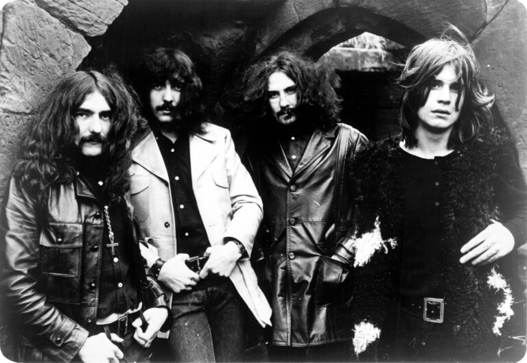 Τα «ιερά τέρατα» επιστρέφουν σπίτι: Black Sabbath αποχαιρετούν το κοινό στην σκηνή που ξεκίνησαν όλα