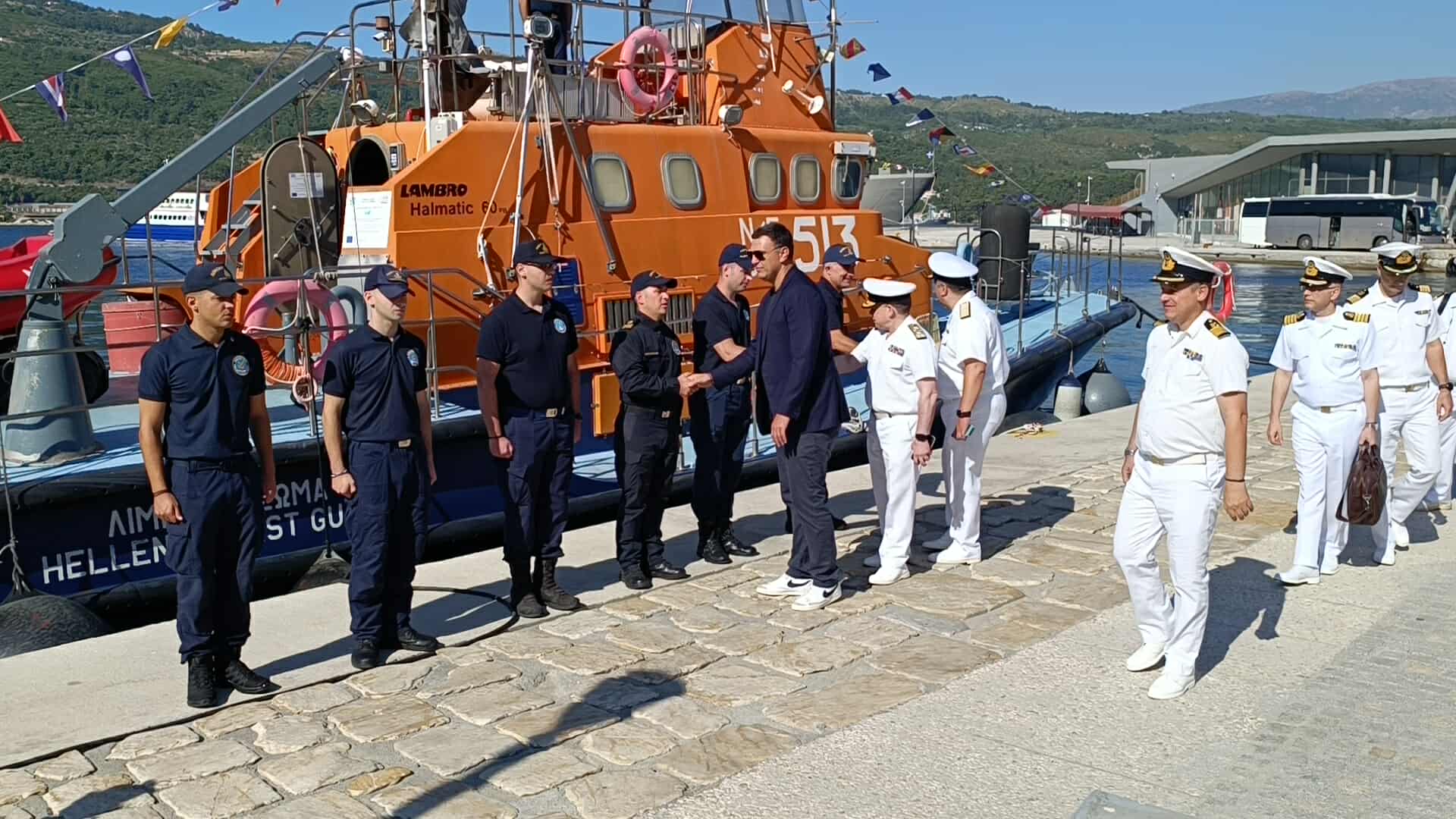 Στην Σάμο ο Β. Κικίλιας: Είμαστε πολύ περήφανοι για τα στελέχη του Λιμενικού (Βίντεο)