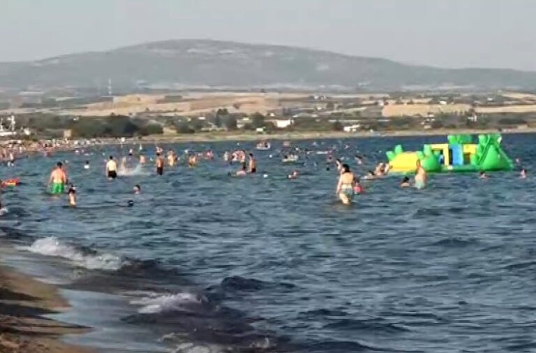 Θεσσαλονίκη: Μέχρι αργά στις παραλίες λόγω υψηλών θερμοκρασιών