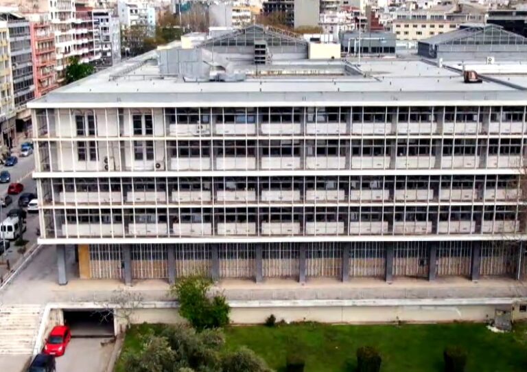 Θεσσαλονίκη: Κακουργηματική δίωξη σε 19χρονο για βιασμό σε βάρος ανήλικης