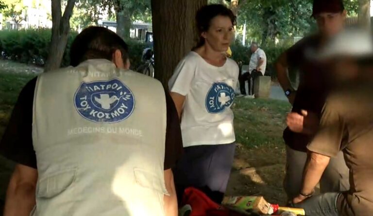 Στο πλευρό των αστέγων Δήμος Θεσσαλονίκης και Γιατροί του Κόσμου- Δράσεις για την ανακούφιση συμπολιτών από την αφόρητη ζέστη