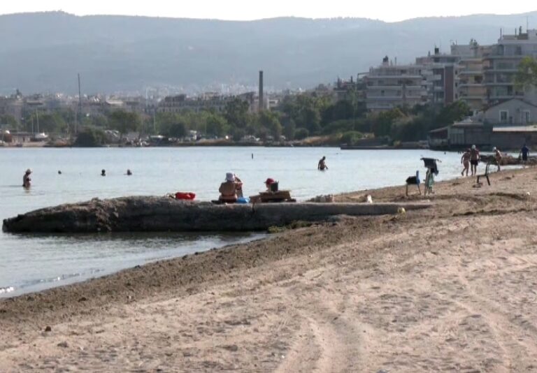 «Βράζει» η Θεσσαλονίκη- Σε λειτουργία κλιματιζόμενες αίθουσες για την προστασία από τον καύσωνα