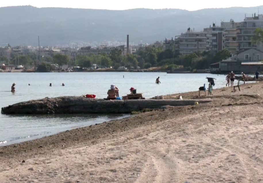 «Βράζει» η Θεσσαλονίκη- Σε λειτουργία κλιματιζόμενες αίθουσες για την προστασία από τον καύσωνα