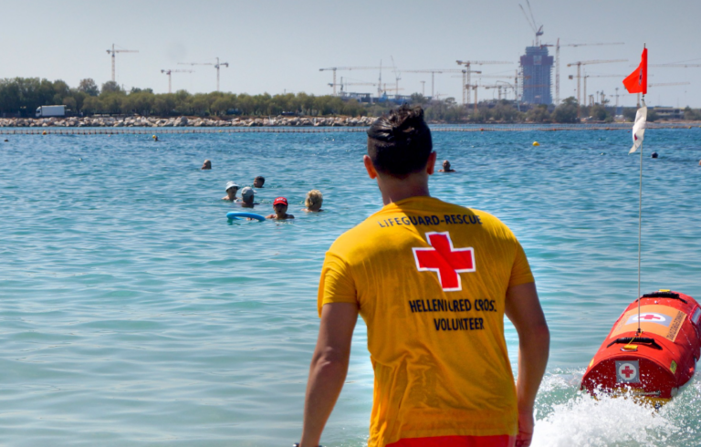 Θεσσαλονίκη: Ο Ελληνικός Ερυθρός Σταυρός συμμετέχει στην άσκηση έρευνας και διάσωσης στον Θερμαϊκό Κόλπο «Ναυτική Εβδομάδα 2025»