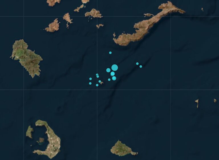 Σεισμός 4,1 Ρίχτερ ανάμεσα σε  Σαντορίνη και Αμοργό
