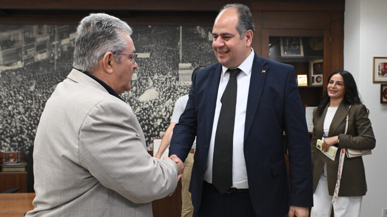 Συνάντηση του Δ. Κουτσούμπα με τον Πρέσβη της Παλαιστίνης – Έκφραση αλληλεγγύης από το ΚΚΕ