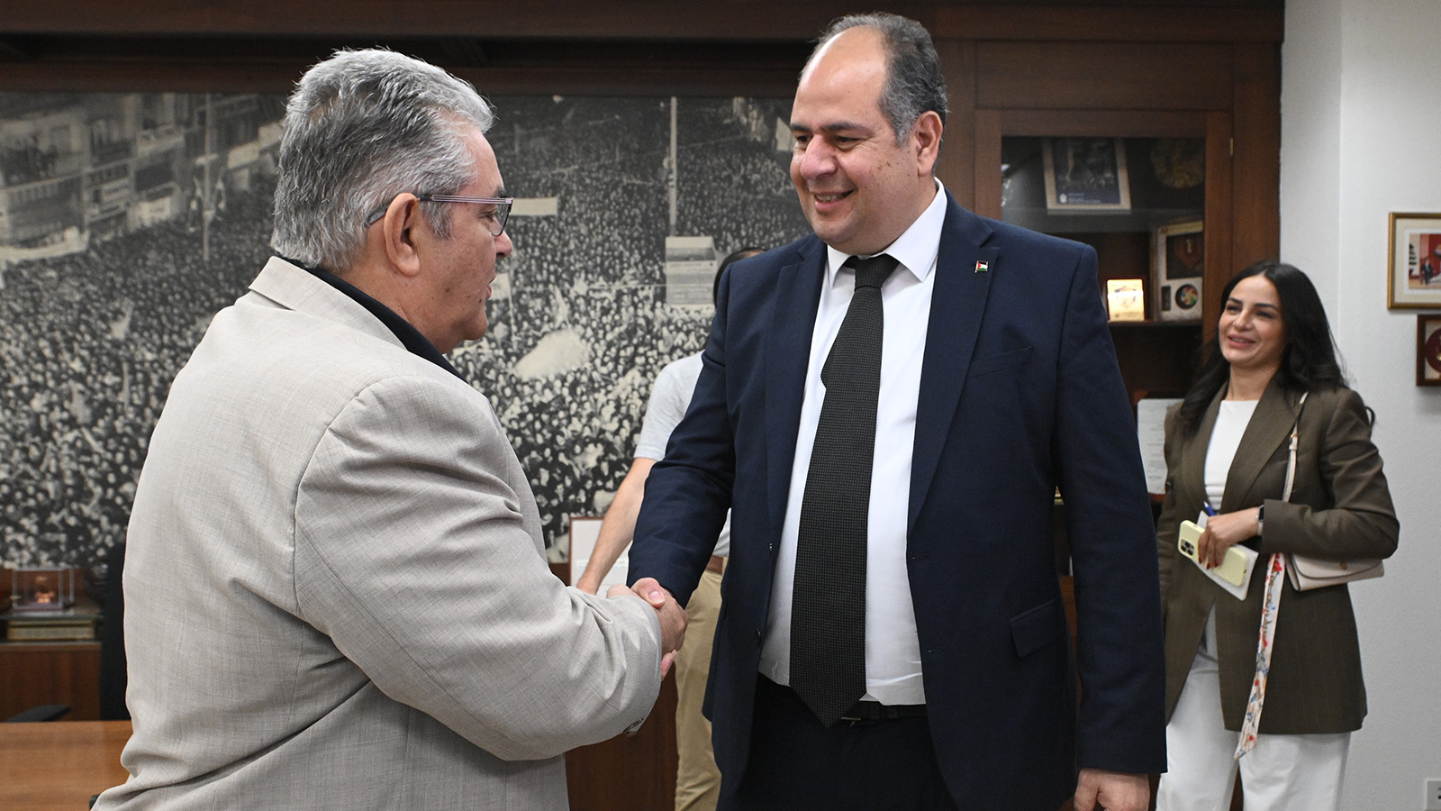 Συνάντηση του Δ. Κουτσούμπα με τον Πρέσβη της Παλαιστίνης – Έκφραση αλληλεγγύης από το ΚΚΕ