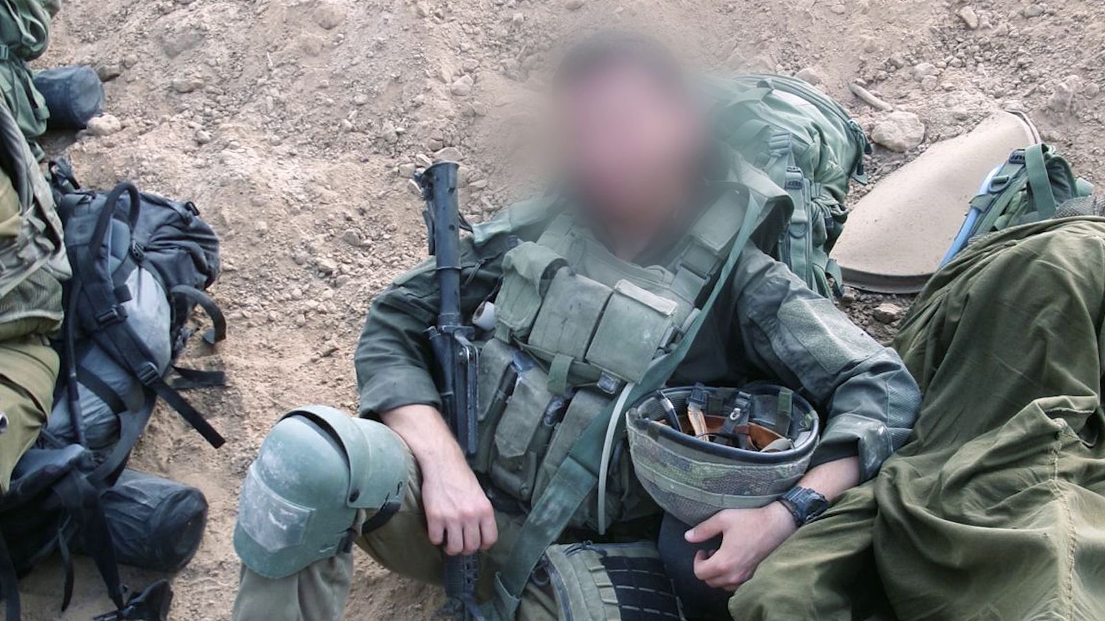 Ισραηλινός στρατιώτης καταγγέλλει: Υπάρχει εντολή για πυρ αδιακρίτως σε νοητές ζώνες απαγόρευσης στη Γάζα – «Όποιος μπαίνει μέσα πρέπει να πεθάνει»