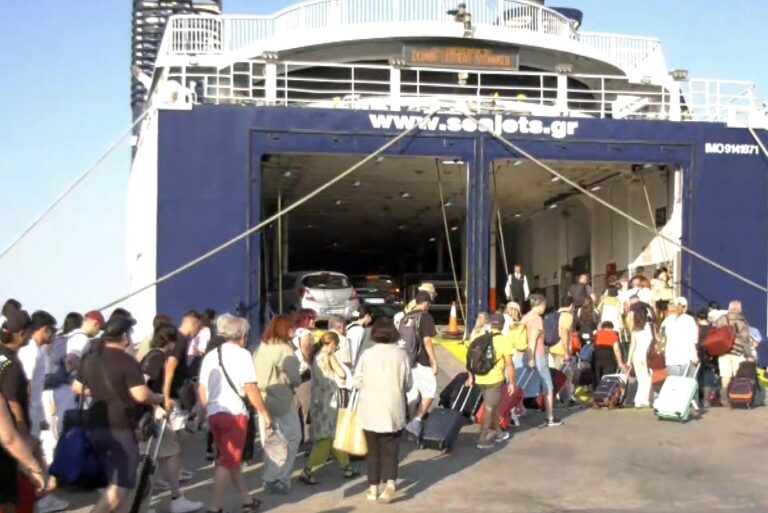 Στο 90% η πληρότητα στα πλοία για τις Σποράδες από το λιμάνι της Θεσσαλονίκης