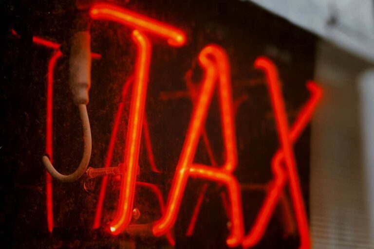 Δασμοί ΗΠΑ: Μια νέα φορολογική εποχή ανατέλλει στη Δύση – Η Ευρώπη σε τροχιά οικονομικής και γεωπολιτικής πρόκλησης