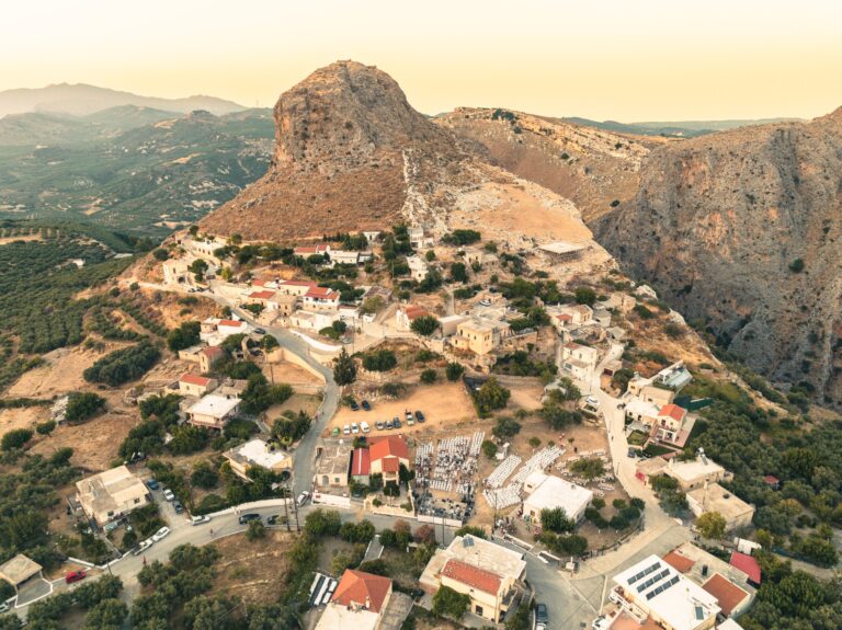 Χανιά: Ξεκινούν οι Γιορτές Ρόκκας 2025 – Το «Χειροποίητο Φεστιβάλ Συμμετοχής, Τέχνης και Συλλογικής Εμπειρίας»