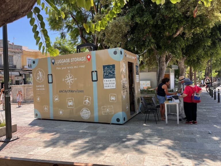 Χανιά: Η «Βαλίτσα» του Δήμου επαναλειτουργεί στο κέντρο της πόλης