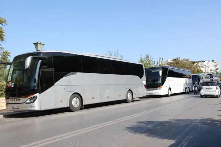 Ηράκλειο: Αντιδρούν οι τουριστικοί φορείς για τη μετακίνηση των λεωφορείων με απόφαση Δήμου