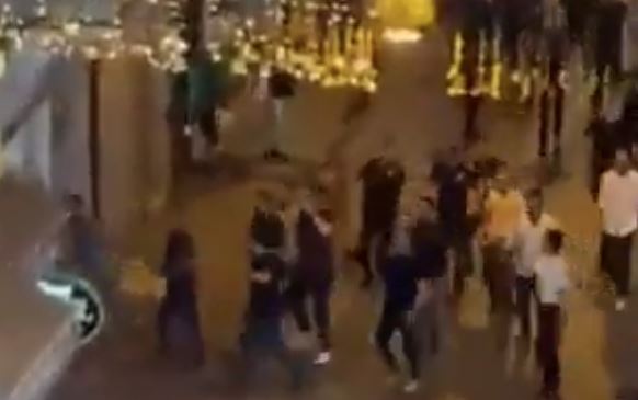 Τουρκία: Οργή κατά σατιρικού περιοδικού για σκίτσο του Μωάμεθ – Συλλήψεις δημοσιογράφων και σκιτσογράφων