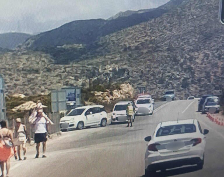 Δύο συλλήψεις στο Ελαφονήσι για παράνομη άγρα πελατών