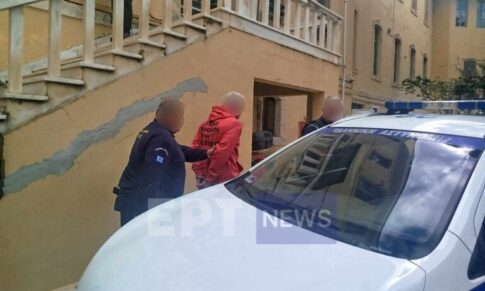 Συνεχίζονται οι θυελλώδεις άνεμοι στη Γαύδο – Δέκα σκάφη βυθίστηκαν από το πρωί