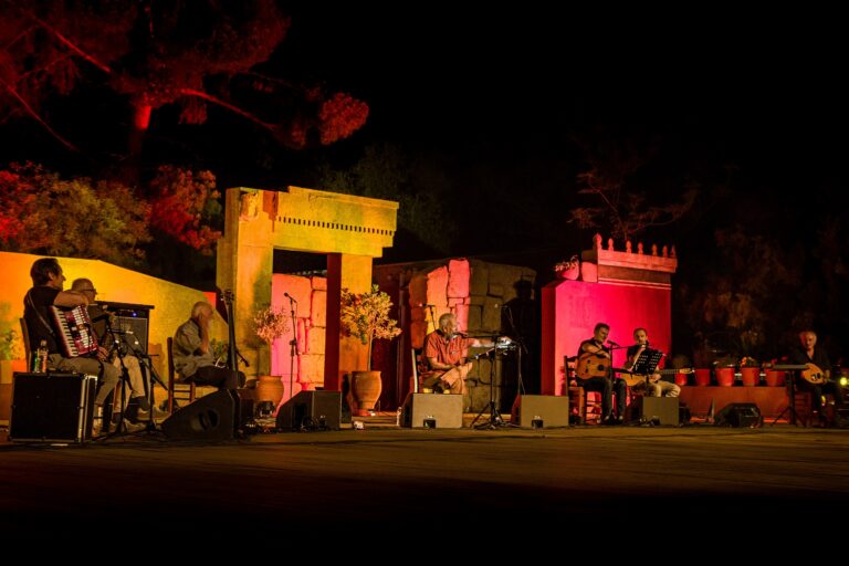 Φ hill Sessions: Οι Χειμερινοί Κολυμβητές στου Φιλοπάππου ξανά