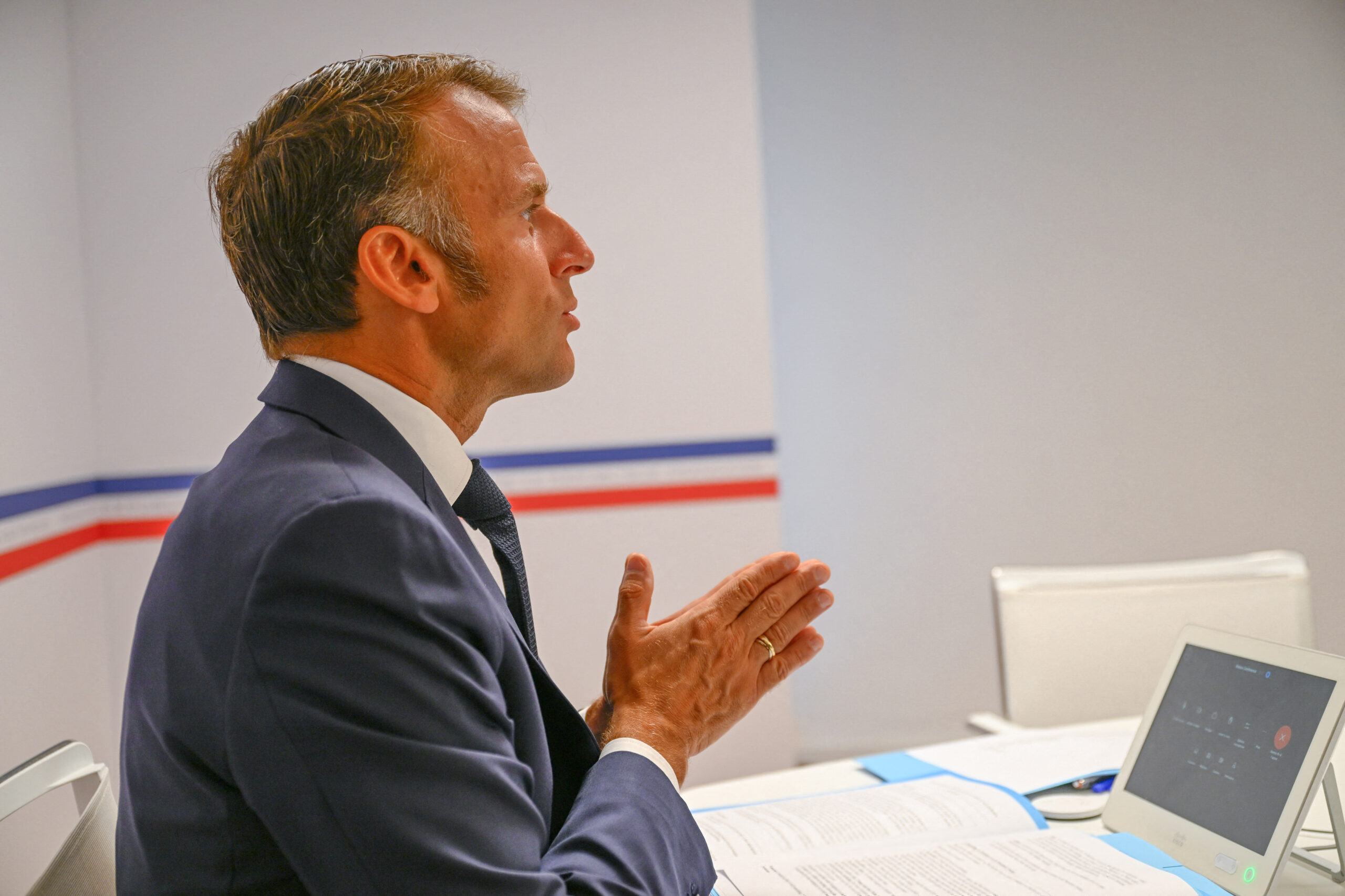 Μακρόν: «Ο Πούτιν δεν θέλει ειρήνη – Αν δείξουμε αδυναμία, θα πληρώσουμε βαρύ τίμημα»