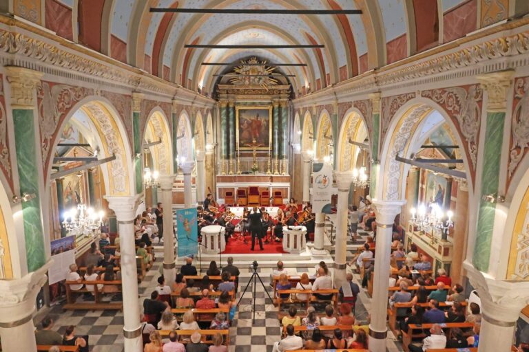 Σύρος: Αυλαία για το 9ο Φεστιβάλ ΑΝΩ