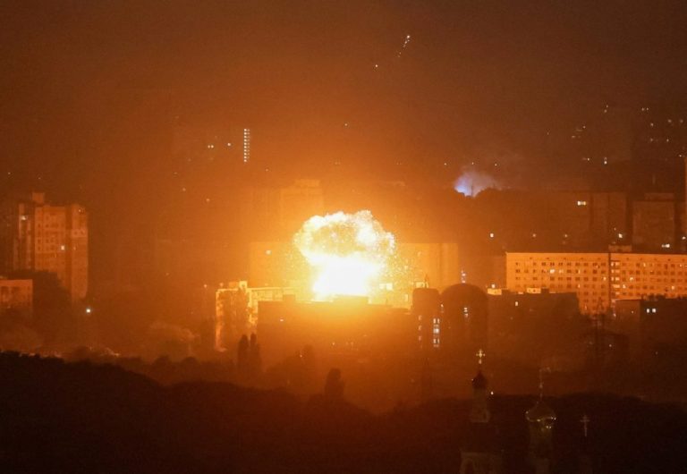 Ρωσική νυχτερινή επίθεση με drones στην Ουκρανία – Διακοπή της ηλεκτροδότησης σε χιλιάδες νοικοκυριά στην Οδησσό