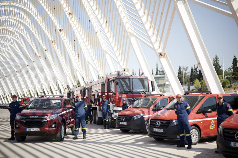 Με 16 νέα πυροσβεστικά οχήματα ενισχύονται οι Πυροσβεστικές Υπηρεσίες της Περιφέρειας Αν. Μακεδονίας-Θράκης