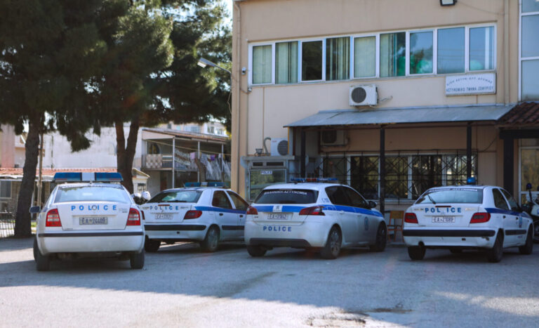 Νεκρός κρατούμενος στο ΑΤ Κερατέας – Διενεργείται προανάκριση, τι αναφέρει η αστυνομία
