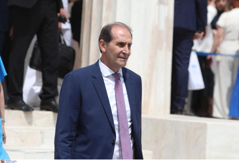 Αθηνά Αηδονά: «Συνεπής και αποτελεσματικός πολιτικός με μεγάλη προσφορά στα κοινά» ο Απόστολος Βεσυρόπουλος- Συλλυπητήρια μηνύματα Π.Ε Δήμων Κεντρικής Μακεδονίας και δημάρχων Ημαθίας