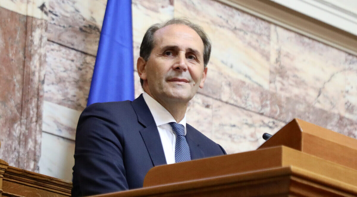 Σήμερα η κηδεία του Απόστολου Βεσυρόπουλου στην Αλεξάνδρεια Ημαθίας – Η επιθυμία της οικογένειας
