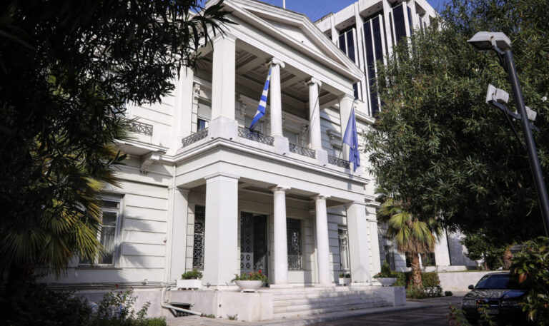 Η Αθήνα καταρρίπτει τους ισχυρισμούς της Λιβύης – Η Ελλάδα απαντά στη ρηματική διακοίνωση με χάρτες στον ΟΗΕ
