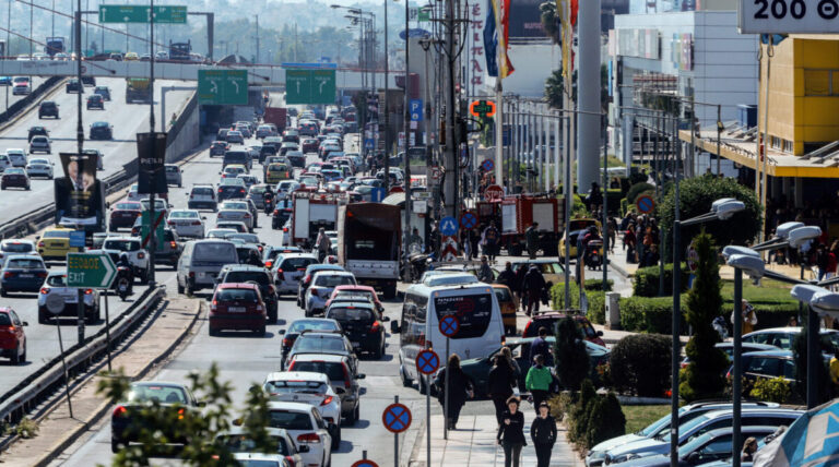 Σύγκρουση οχημάτων στη Λεωφ. Κηφισού – Δυσχέρεια στο ρεύμα προς Πειραιά