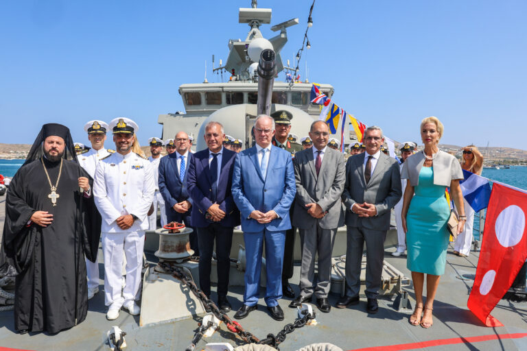 Εορταστικά μηνύματα για την ημέρα του Δεκαπενταύγουστου