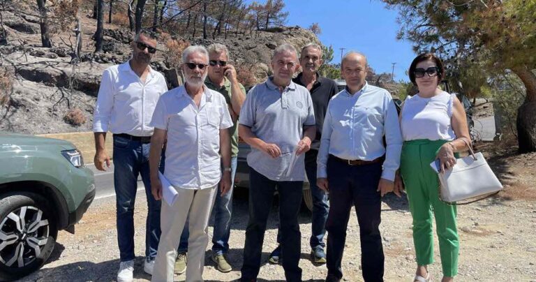 Λασίθι: Αυτοψία Γκουντούφα στις καμένες δασικές εκτάσεις – Μέτρα για την αποκατάσταση των ζημιών