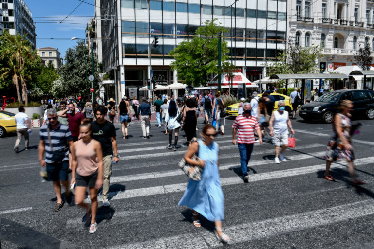 Στ. Λουκίδης στο ΕΡΤNews: Μικρή αλλά υπαρκτή η έξαρση του κορονοϊού – Δεν υπάρχει εποχικότητα, όλος ο χρόνος είναι δικός του